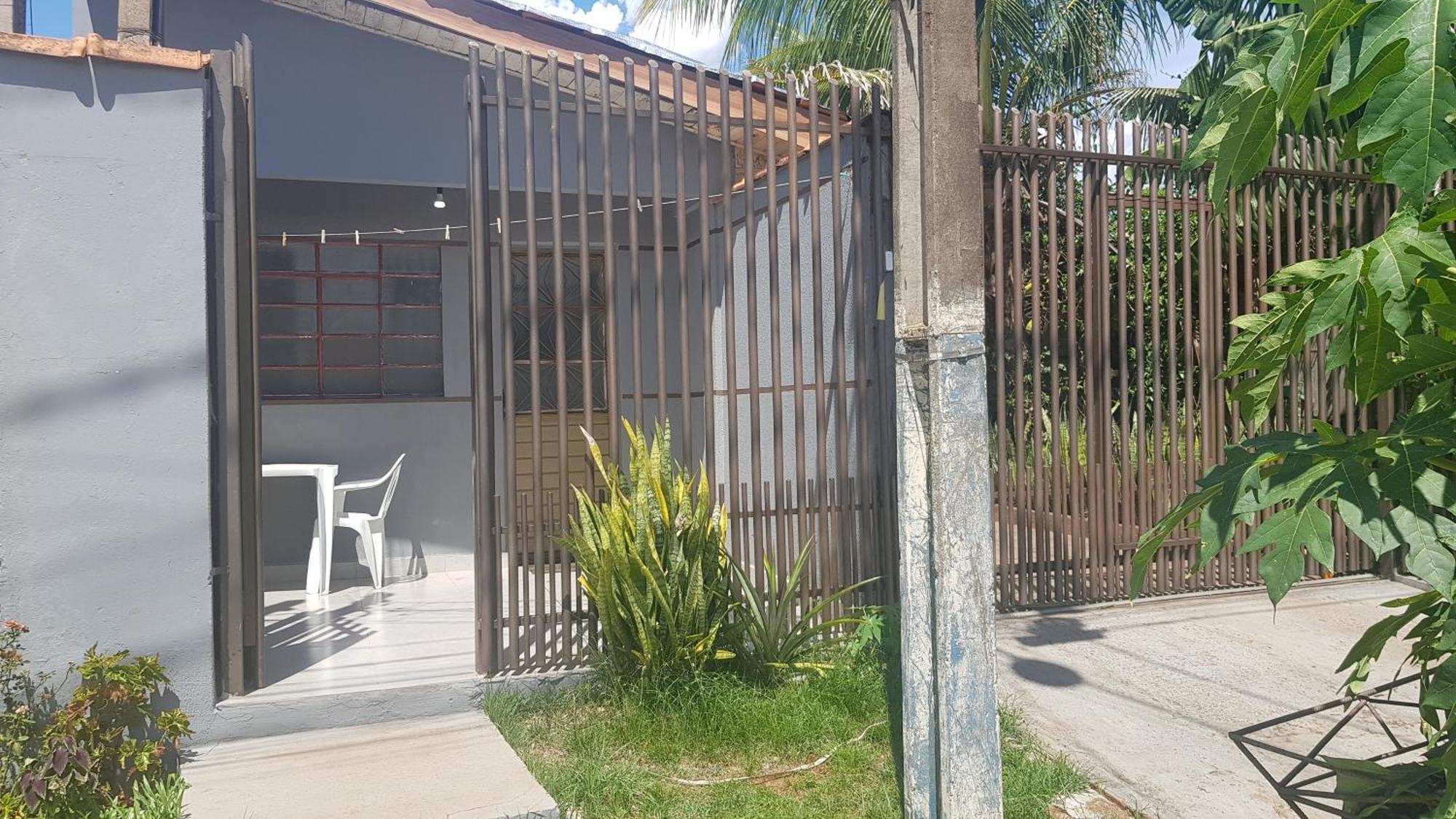 Апартаменти Casa No Centro De Foz! Ar-Condicionado, Smart Tv, Wi-Fi, Cozinha, Ventilador E 4 Camas Фос-ду-Іґуасу Екстер'єр фото